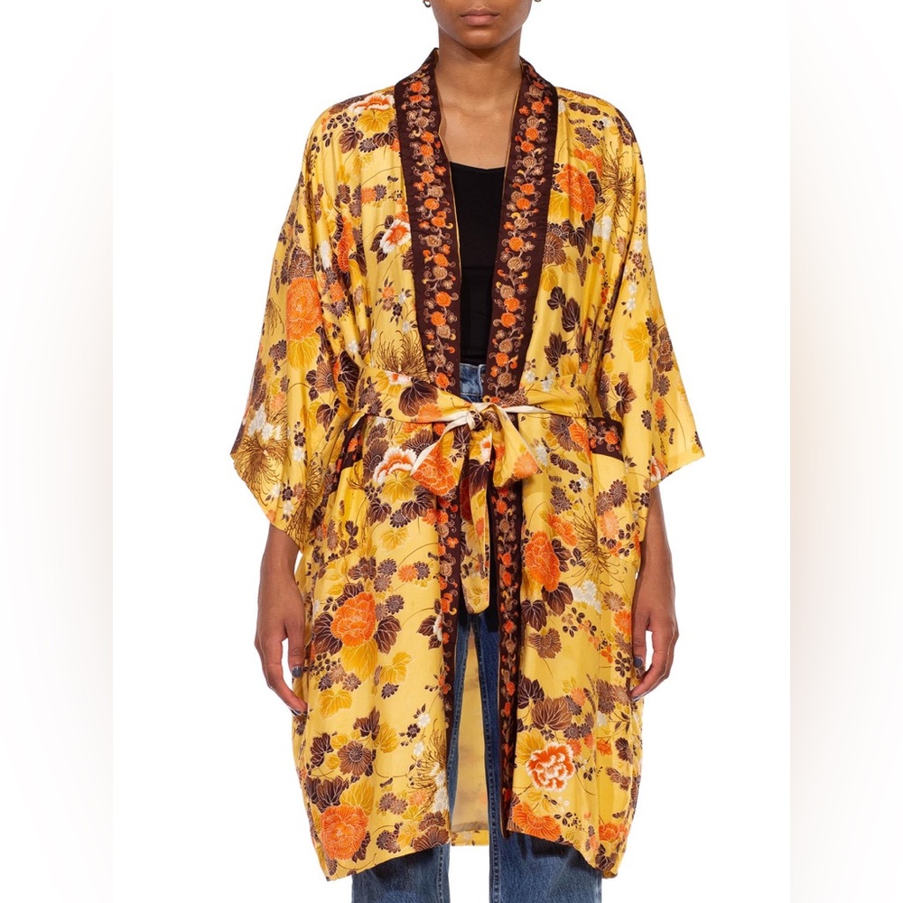 1960S Butter Yellow & Brown Floral Silk Kimono made in‎ Japan